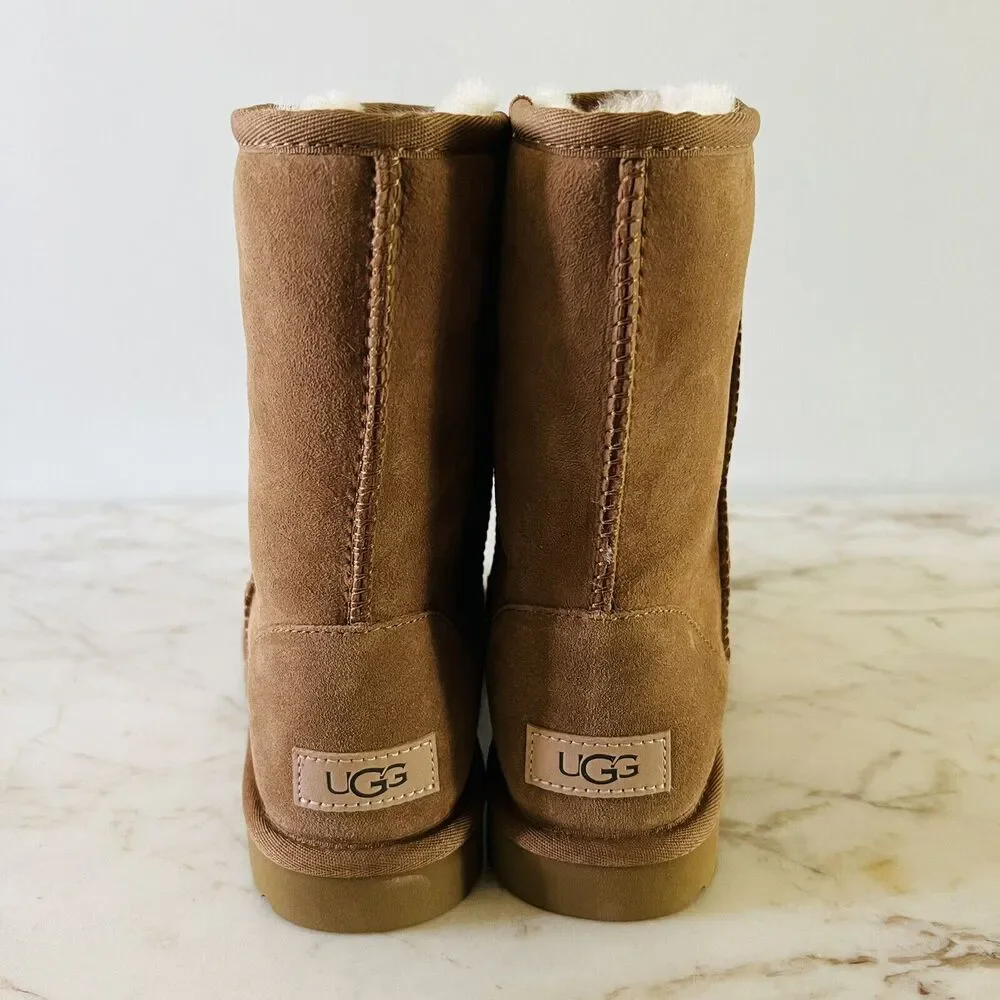 UGG AUSTRALIA Chestnut Suede Classic Short Shearling Boots - US 7